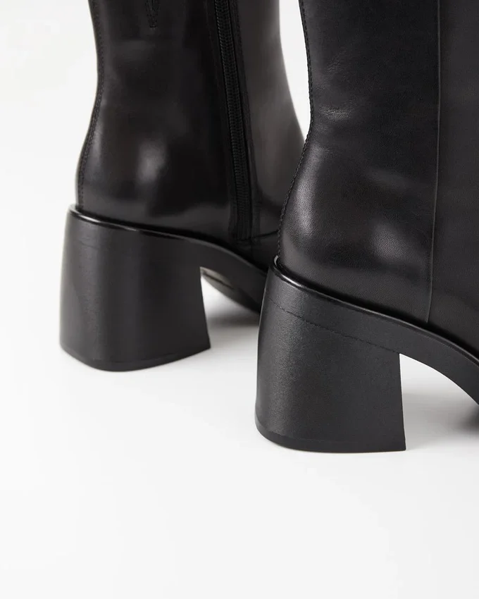 Botki Brooke