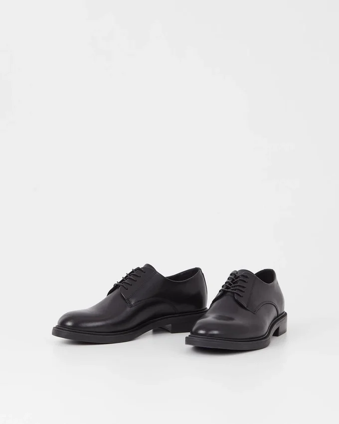 Buty Amina